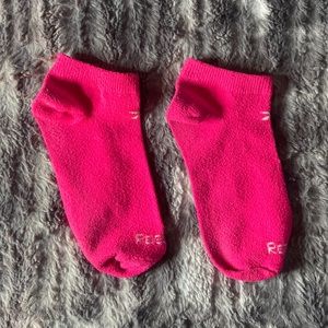 Reebok Solid Hot Pink Ankle Socks For Women’s Shoe Size 7-10